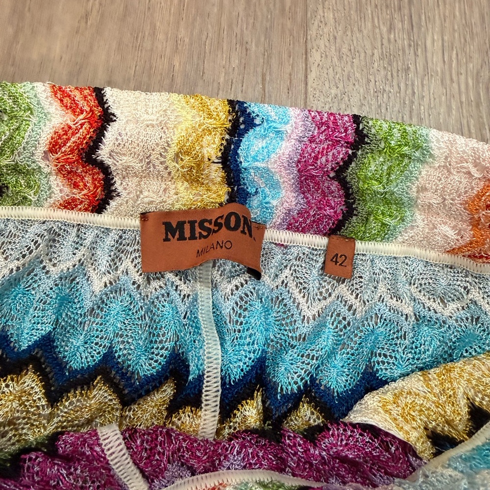 Missoni Multicolor Zigzag Knit Mini Shorts with Elastic Waist - Picture 5 of 5